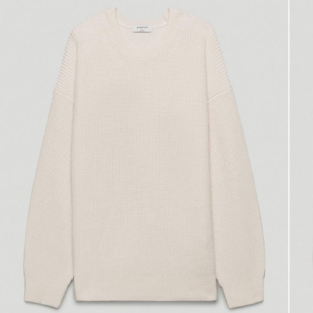 SOLD Aritzia NWT merino wool sweater